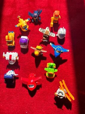 Super Wings Collection,Transformable into Planes/Vehicles-Must Buy All 3+ years